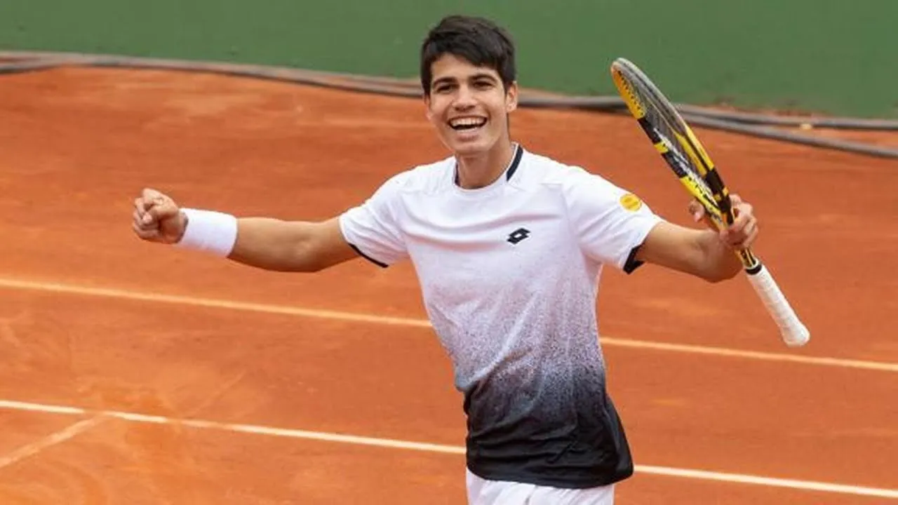 Carlos Alcaraz withdraws from the 2023 Australian Open Image