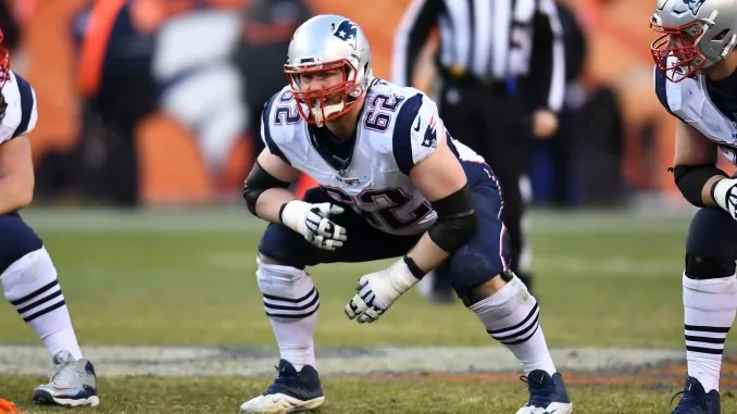 Chiefs sign offensive lineman Joe Thuney Image