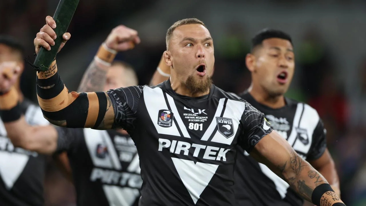 'Coming home': Fisher-Harris to leave Panthers early and join the Warriors Image