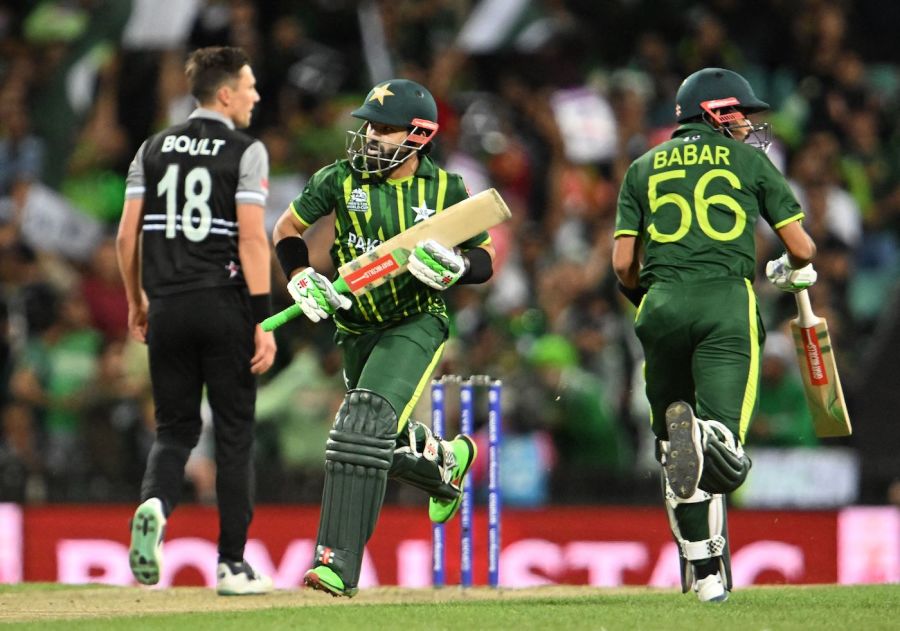 Rizwan, Babar lead Pakistan over New Zealand, World Cup Final berth awaits Image