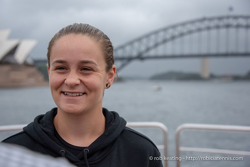 Ashleigh Barty reaches the women's quarterfinals of the 2022 Australian Open Image