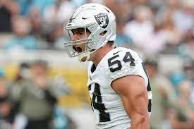 Raiders linebacker Blake Martinez retires during the season Image