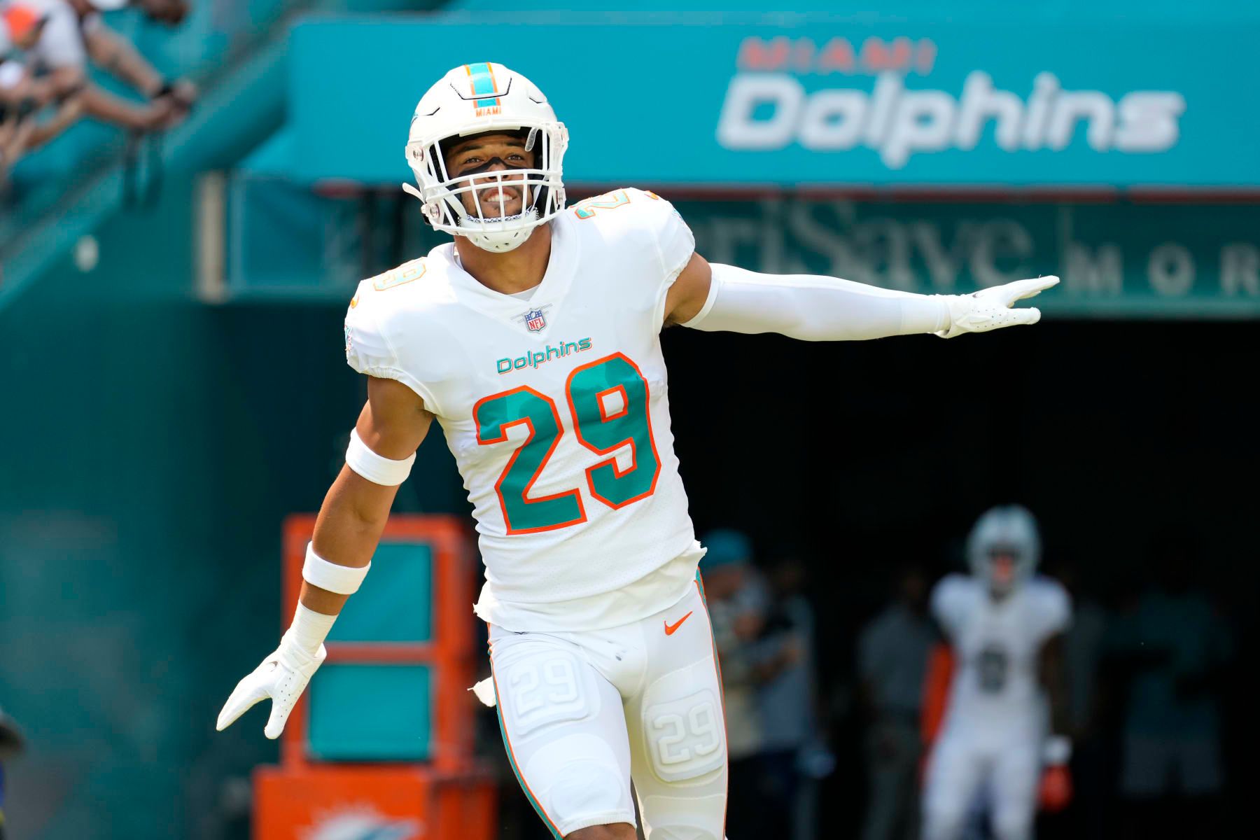 2024 Denver Broncos Projected Finish, Key Signings and Fantasy Stars Image