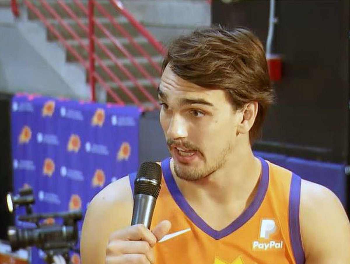 Dario Saric of the Suns tears ACL in game 1 of the NBA Finals Image