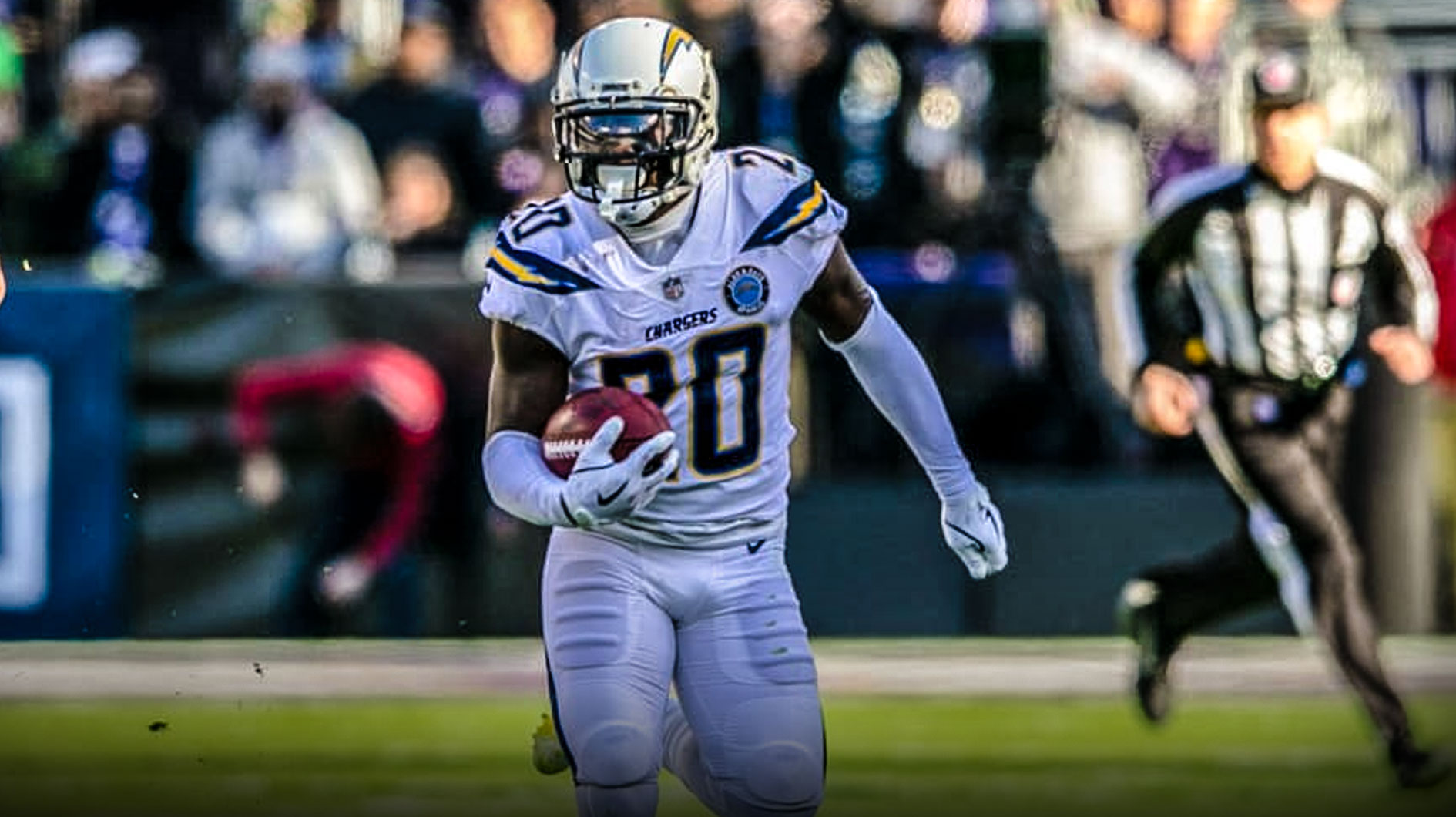 Chargers trade safety Desmond King to Titans Image