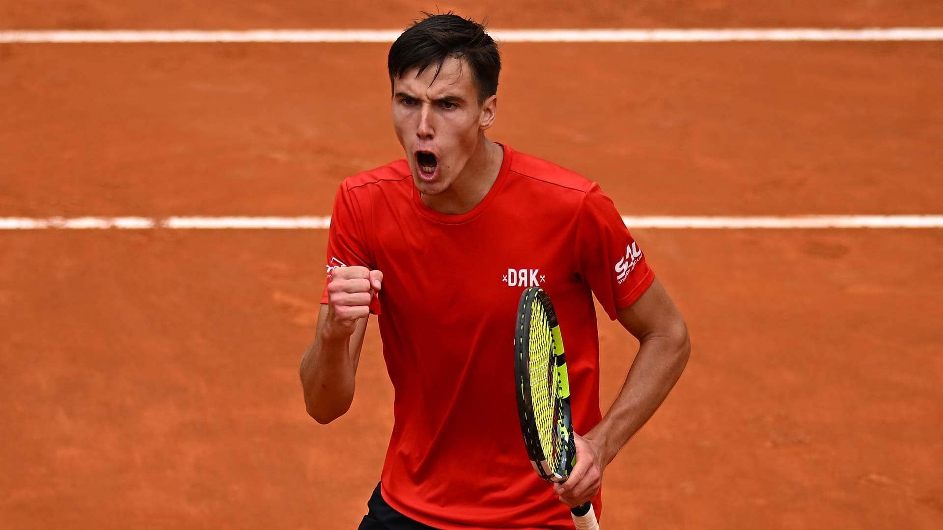 Fabian Marozsan stuns Carlos Alcaraz in third round of 2023 Italian Open Image