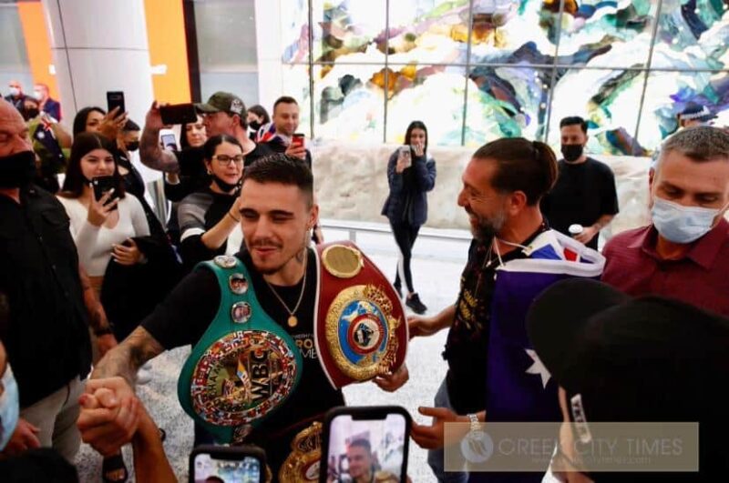 Kambosos arrives in Sydney Image