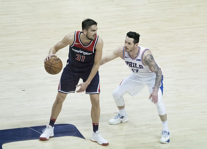 Lakers name JJ Redick new head coach Image