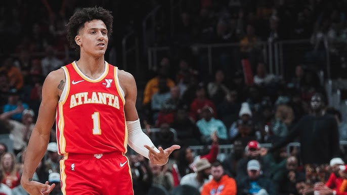 Hawks deliver historic comeback against the Bulls Image