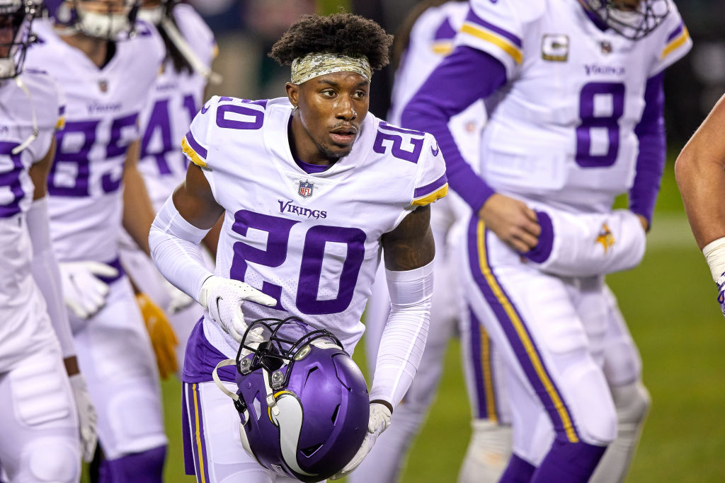 Cardinals cornerback Jeff Gladney dies at age 25 from a car accident Image