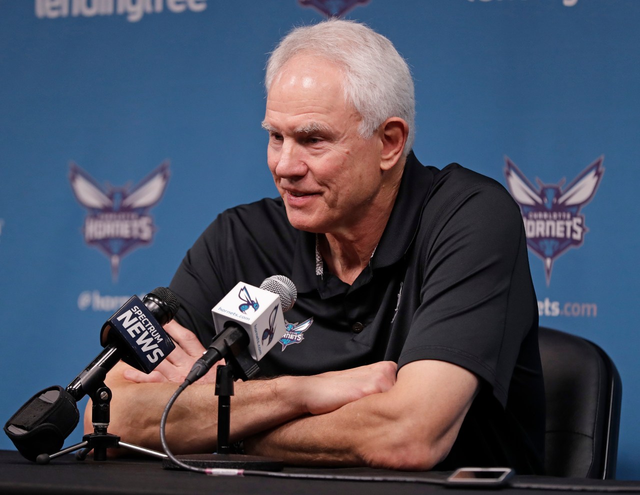 Mitch Kupchak moves to an advisory role with the Hornets Image