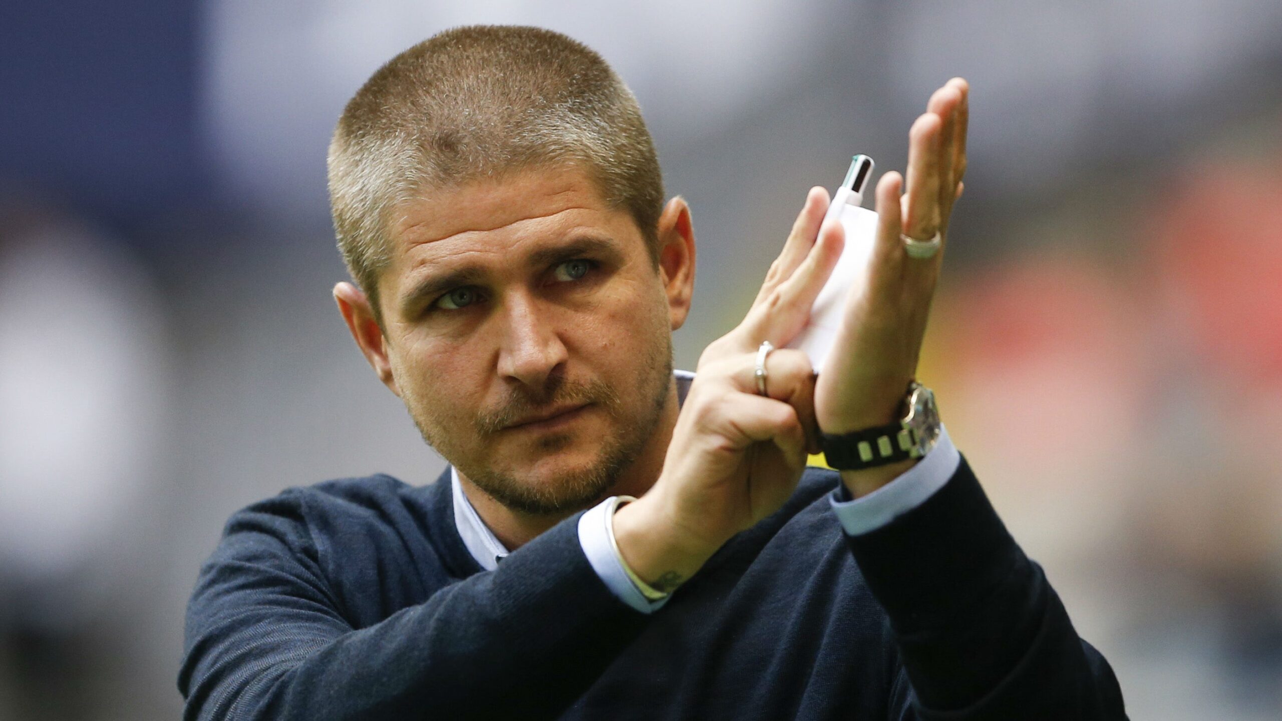 Jets coach Carl Robinson in talks to trade blue for black in shock preseason Wanderers switch Image