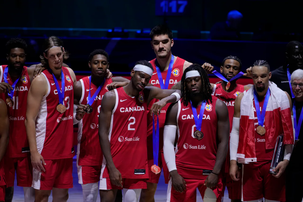 Canada outlast Team USA, claim bronze at FIBA World Cup Image