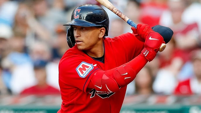 Opinion: Guardians surge and Tigers's collapse is baseball's biggest story in 2025 Image