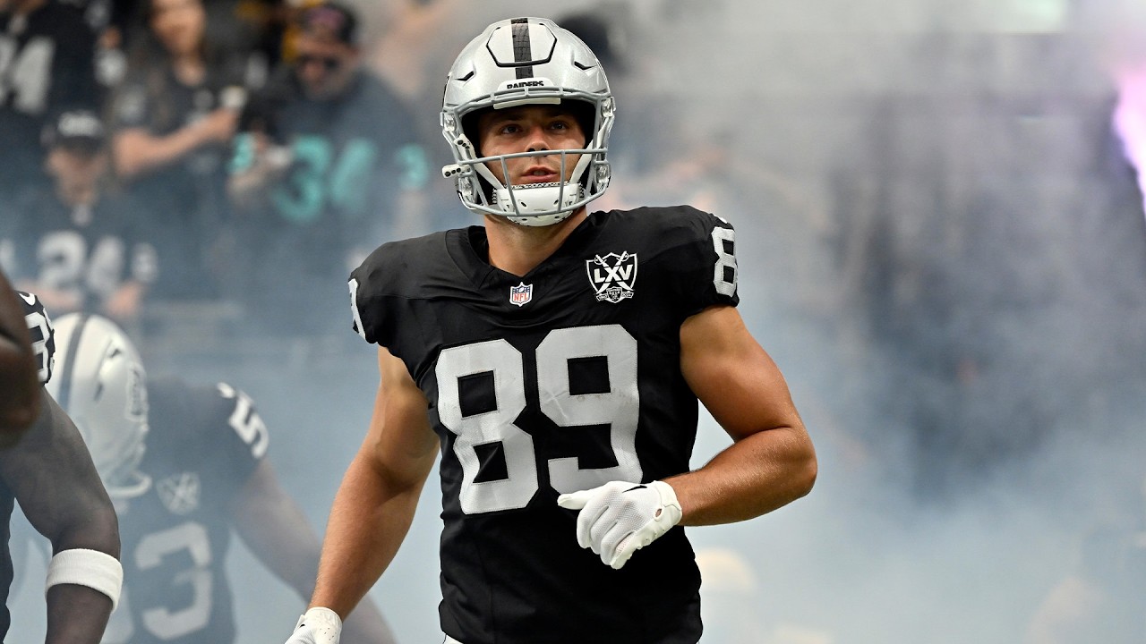 2025 Las Vegas Raiders Projected Finish, Key Signings and Fantasy Stars Image