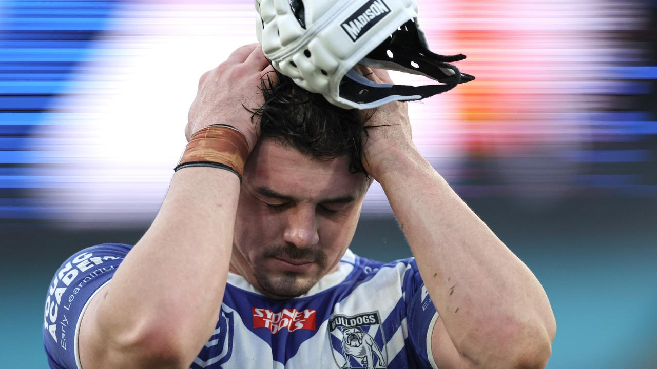 'Complete rubbish': Mahoney wasn't asked to leave Bulldogs early Image