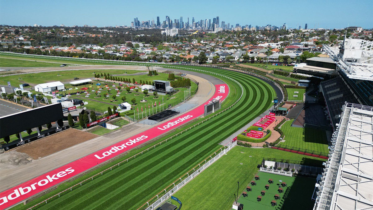 RACING: Sandown Lakeside Tips - Wednesday 13th August Image