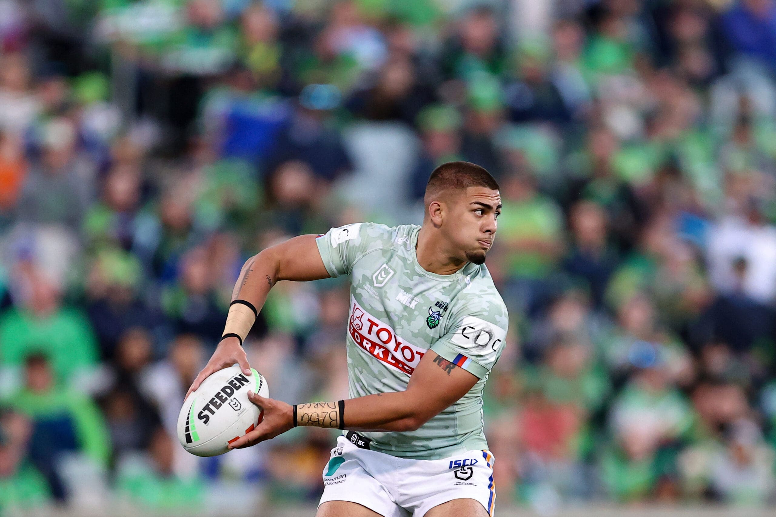 Mooney to join Knights after club agrees to interesting coach clause Image