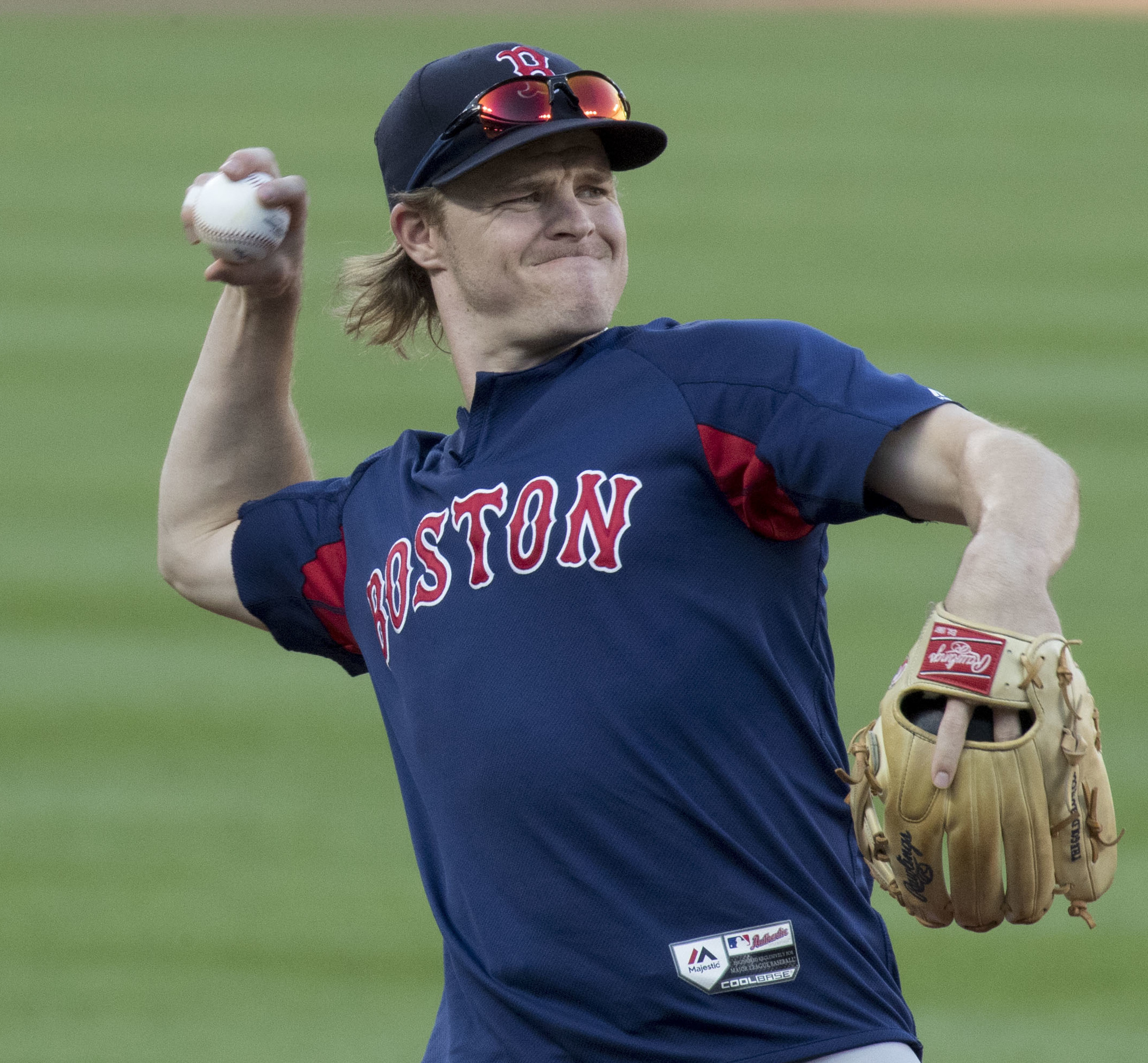Brewers sign Brock Holt from Red Sox Image