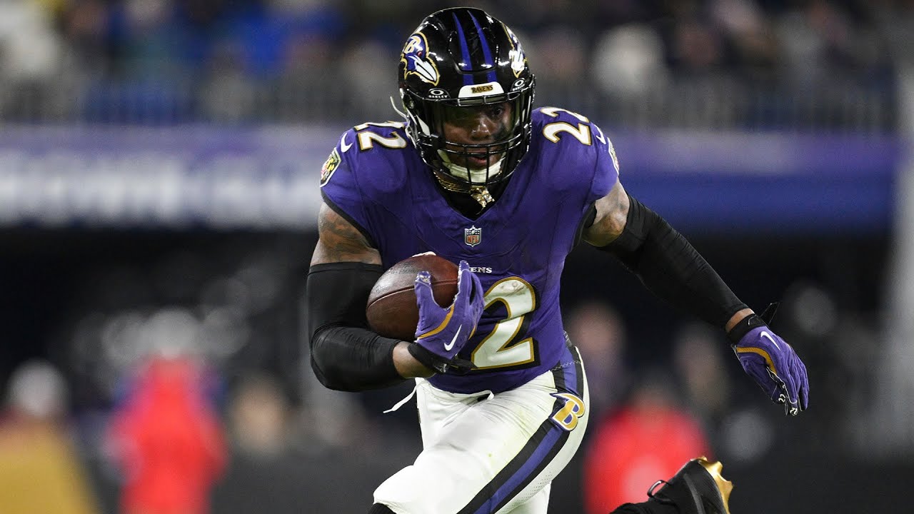 Top player at every fantasy position in Week 17 of NFL fantasy season Image