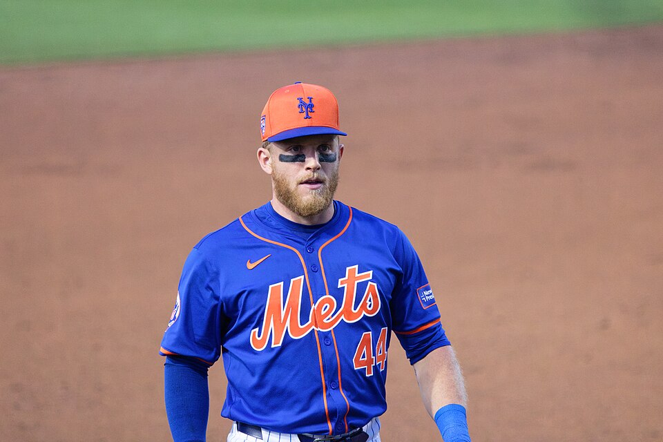 Giants sign outfielder Harrison Bader Image