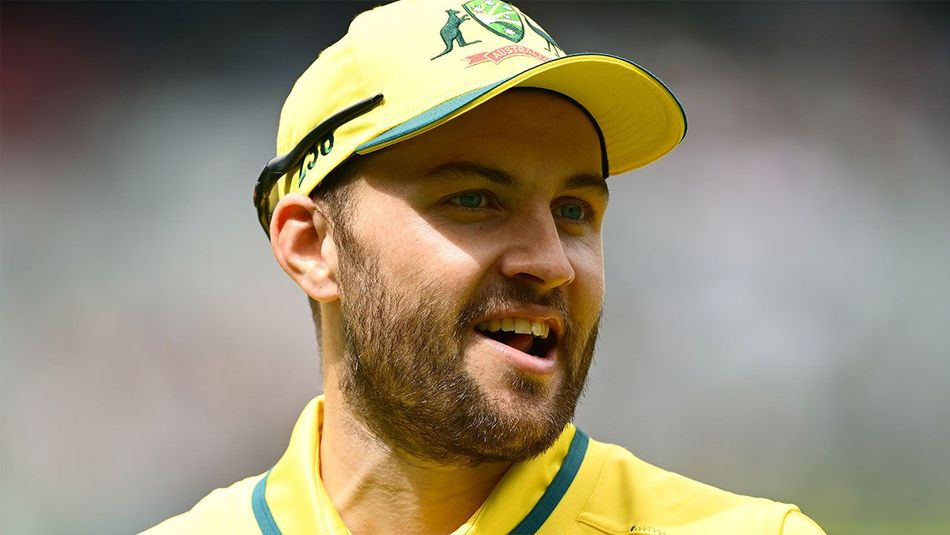 Inglis earns recall to replace injured Khawaja, though he won't open Image