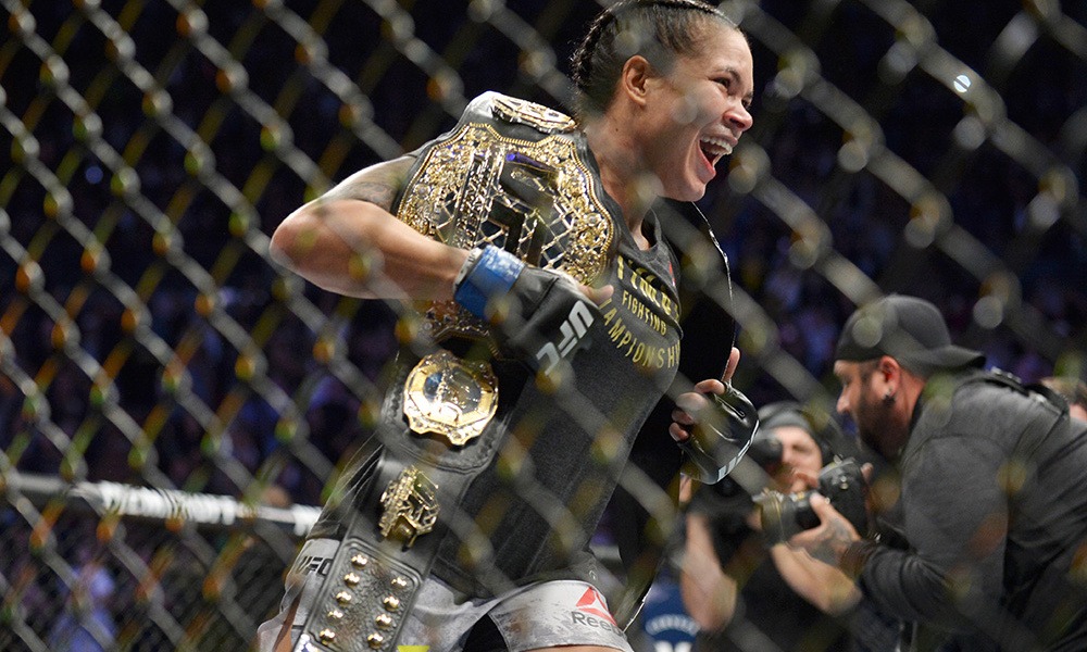 UFC 232: Amanda Nunes Champ-Champ, Jones Regains Belt Image