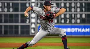 Twins trade Ryne Harper to the Nationals Image