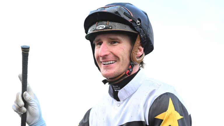 DISNECK SILENCES DOUBTERS Image